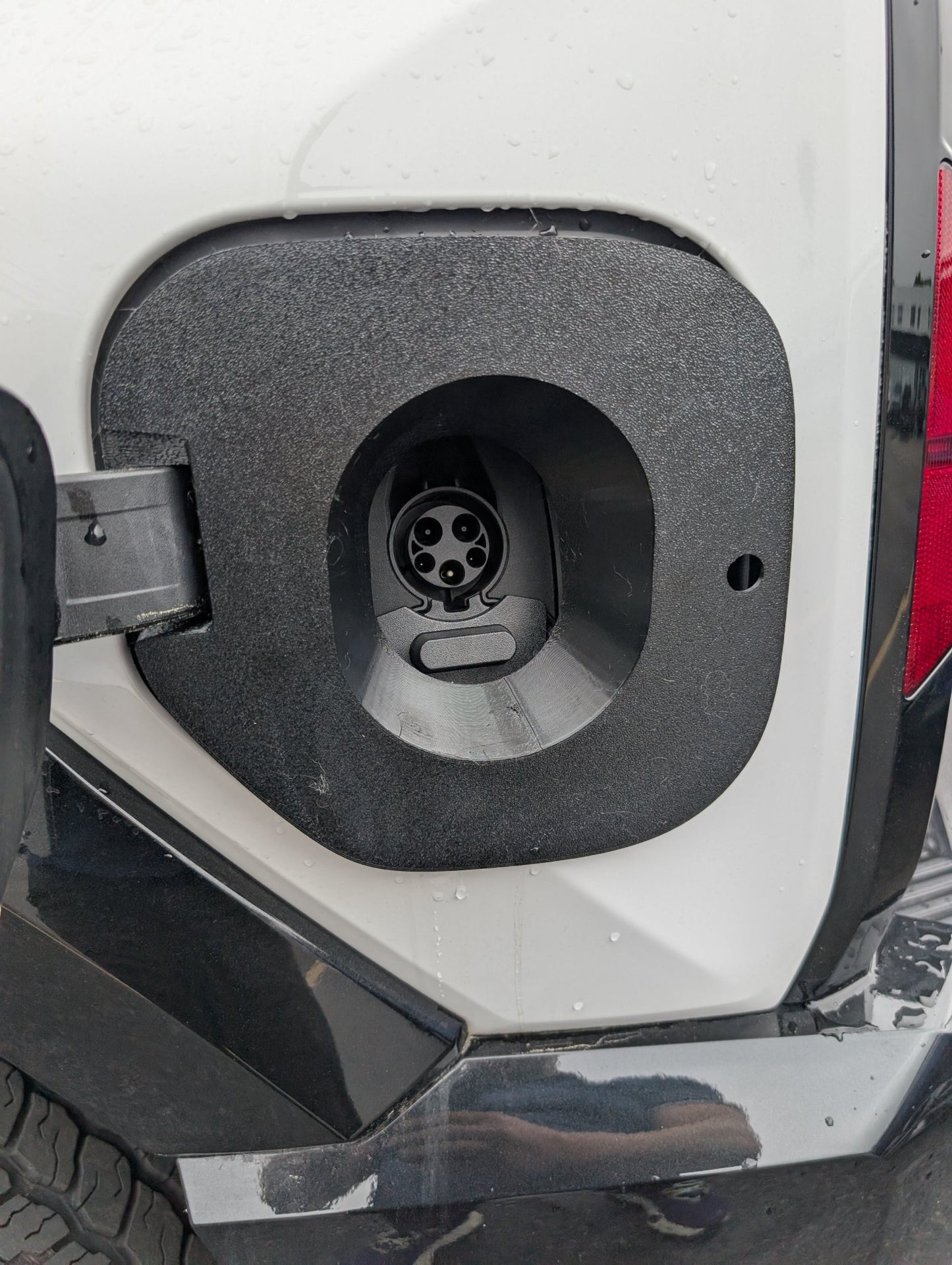 Charging Port Protective Cover for HUMMER EV protection from snow, rain, dust. - YURIK Accessories