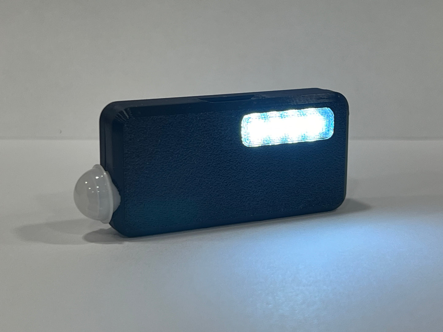 GlowBoxLite universal motion sensing light for the glovebox